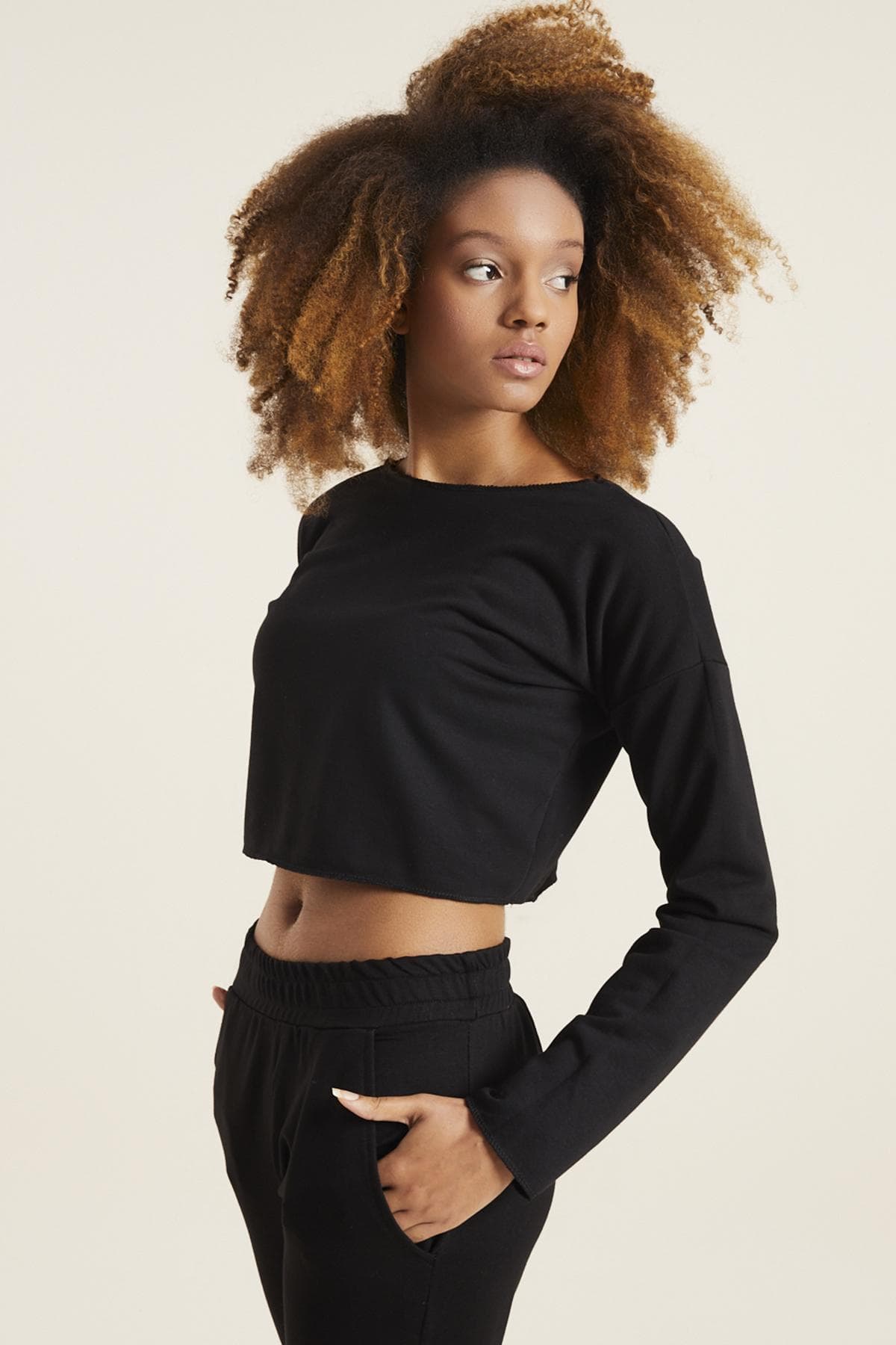 BASİC SİYAH CROP SWEATSHIRT - 3