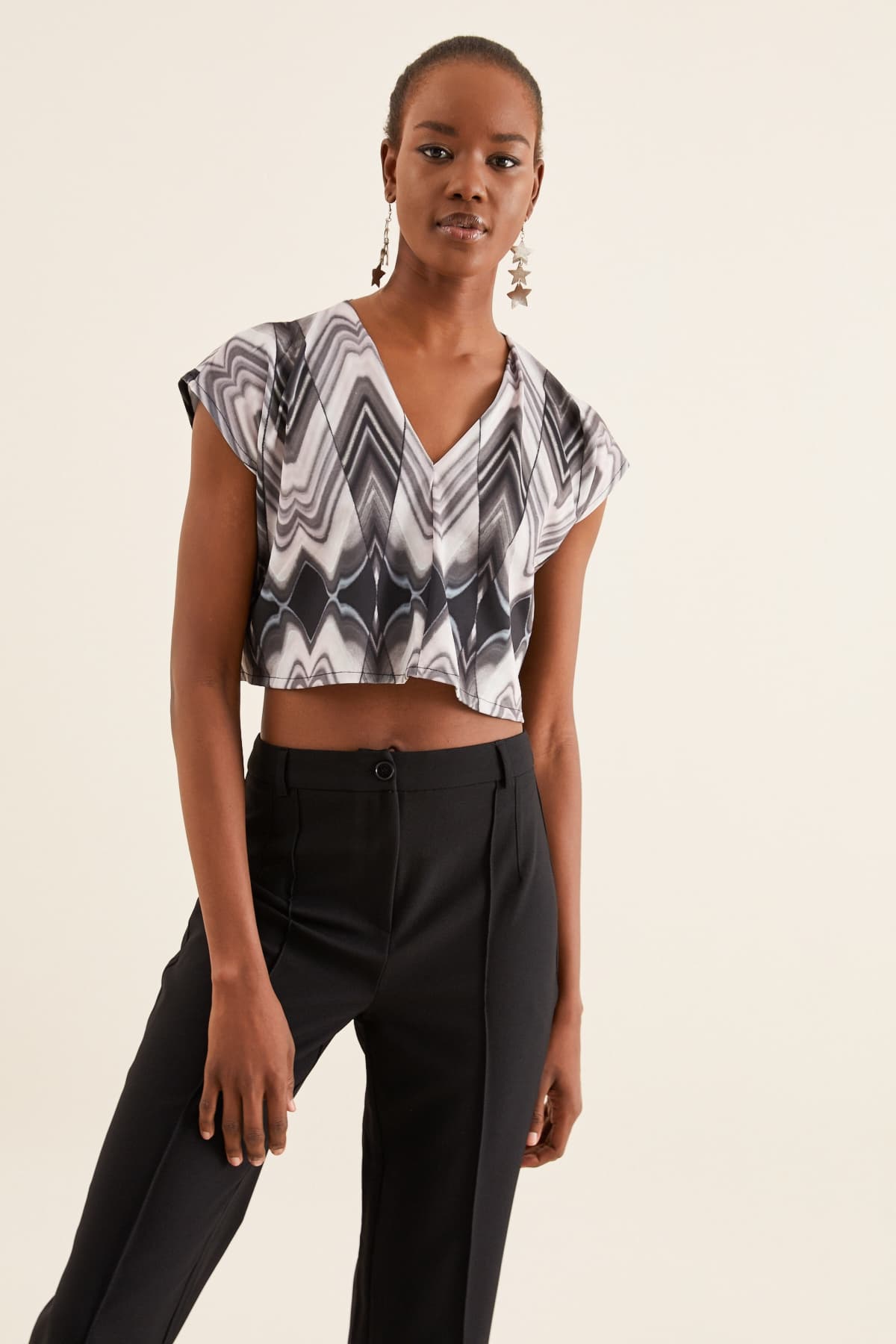 ZİGZAG V YAKA CROP BLUZ
