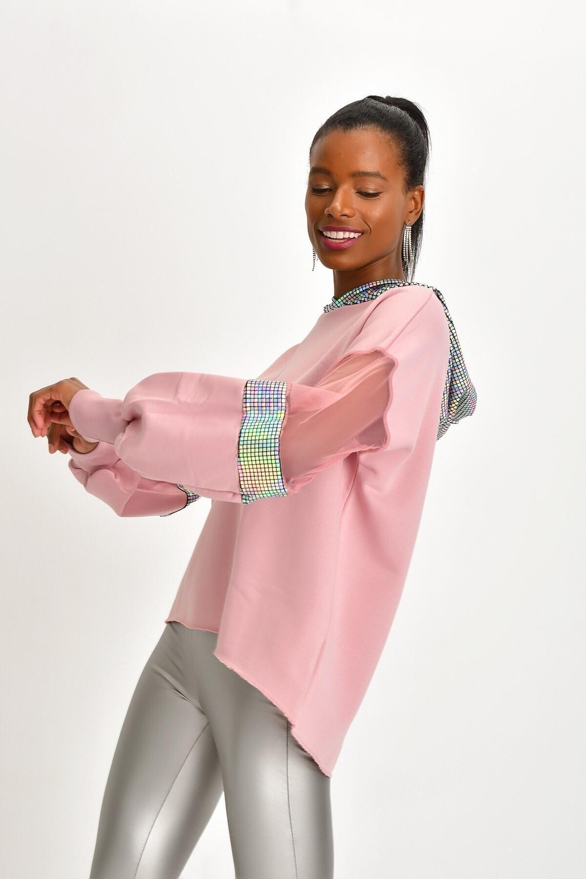 IŞILTILI SWEATSHIRT 
