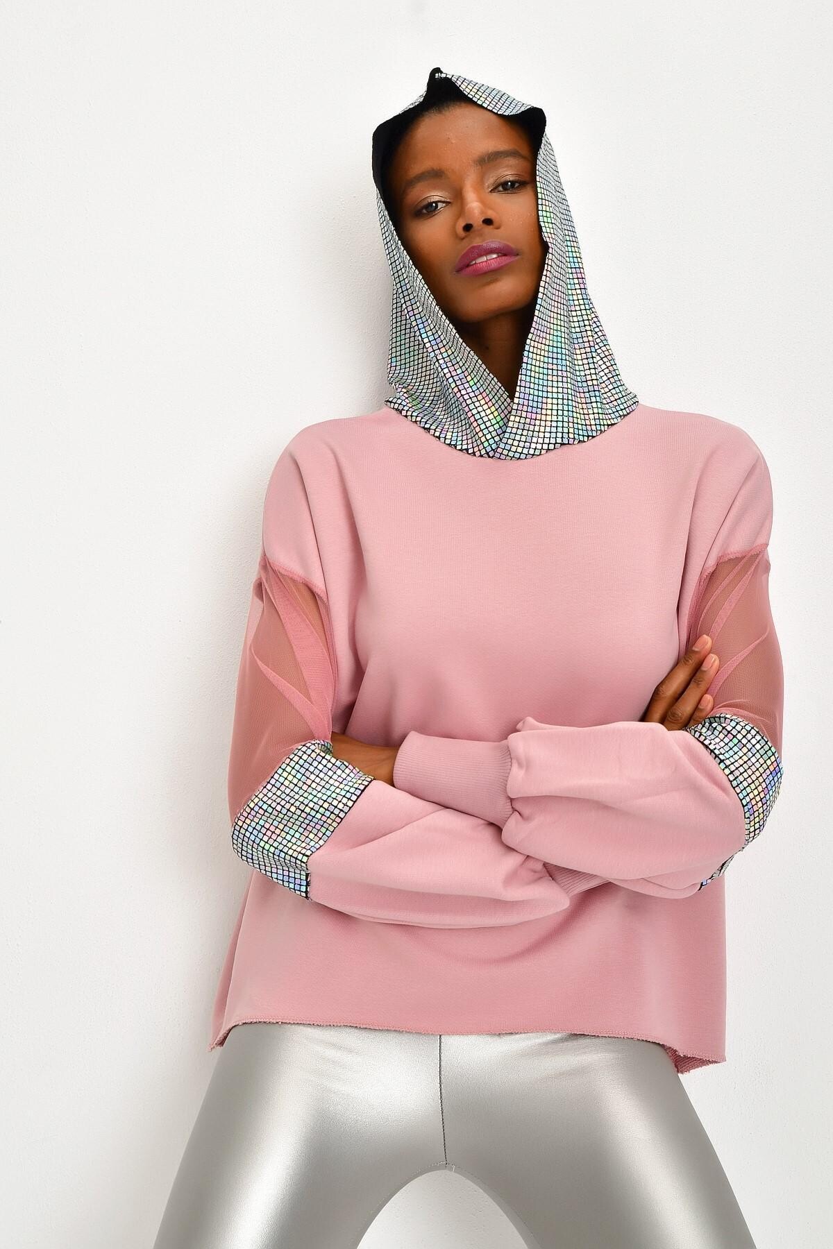 IŞILTILI SWEATSHIRT 