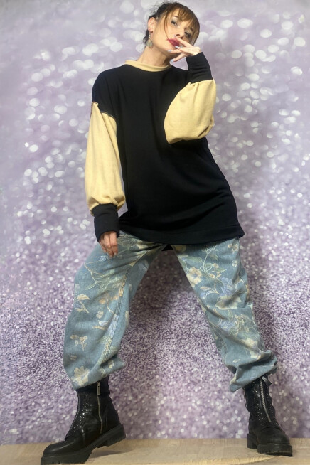 BİSİKLET YAKA BLOK RENK BEJ SİYAH SWEATSHİRT