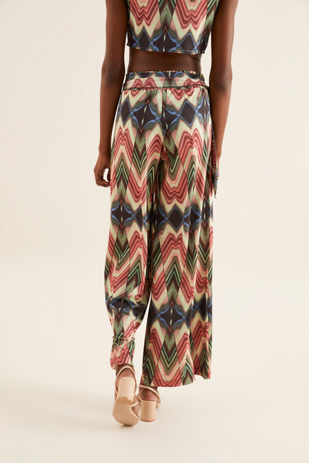 BOL PAÇALI RAHAT KESİM PANTOLON