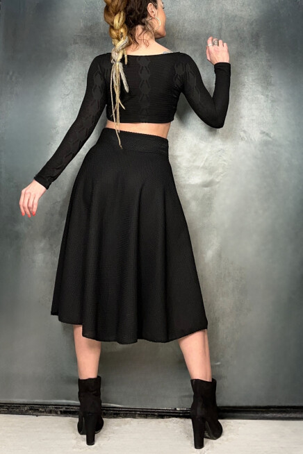 CROP KENDİNDEN DESENLİ BLUZ