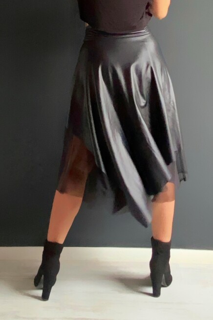 DERİ TÜL YIRTMAÇLI ASİMETRİK ETEK 