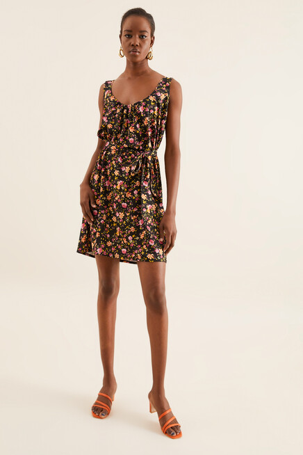 GENİŞ KESİM KEMERLİ ELBİSE 