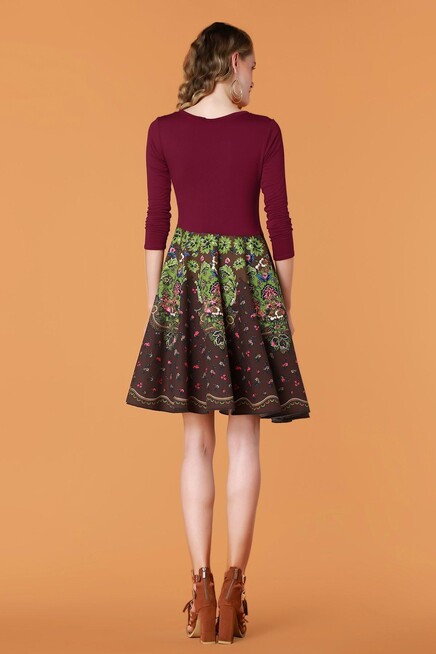 KLOŞ ETEKLİ ELBİSE 