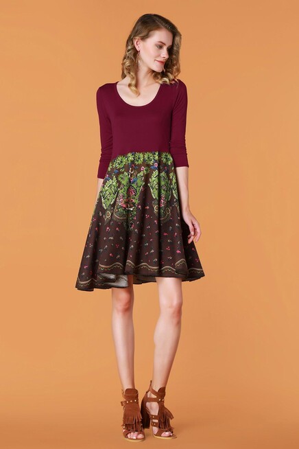 KLOŞ ETEKLİ ELBİSE 