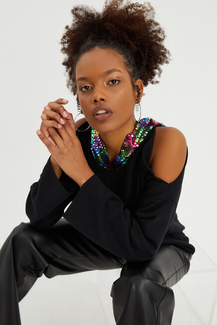 OMUZ DETAYLI SWEATSHIRT 