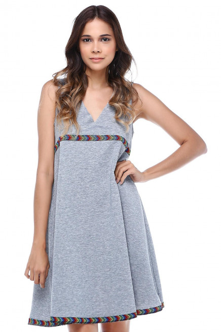 ROBA VE ETEK UCU BİYELİ ELBİSE  