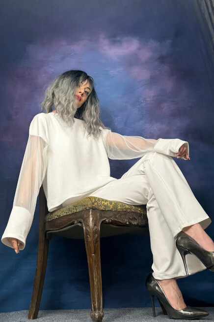 TÜL KOL DETAYLI PAMUKLU EKRU BLUZ