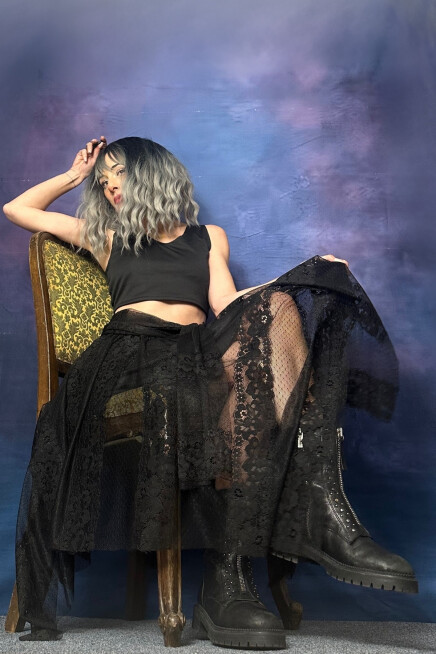 TÜL VE DANTEL DETAYLI ASİMETRİK ETEK