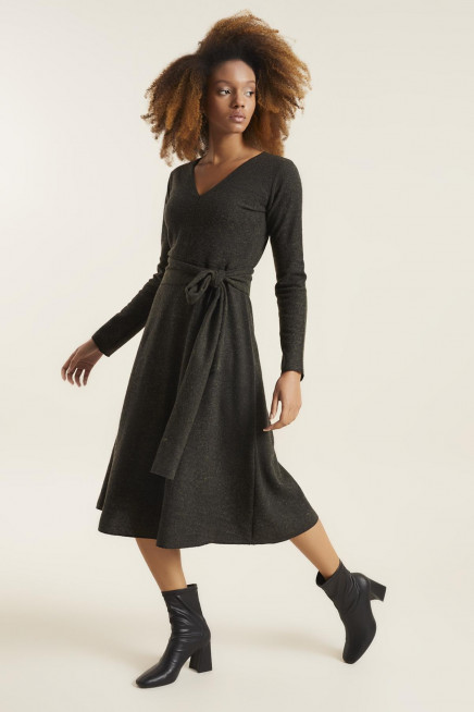 V YAKA ÖRME ELBİSE 