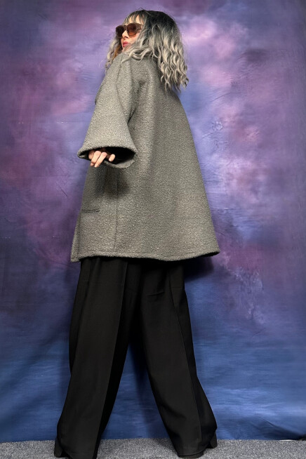 CEPLİ DİK YAKA BUKLET HIRKA / CEKET