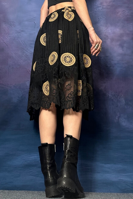 BEJ İŞLEMELİ DANTEL SİYAH ETEK