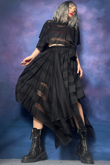 ÇİZGİLİ SİYAH TRANSPARAN ASTARLI ETEK