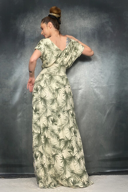 DESENLİ MAXİ UZUN YIRTMAÇLI YEŞİL ELBİSE