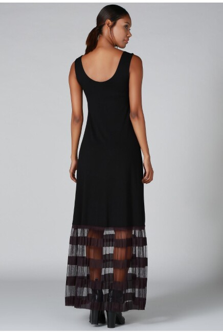 ETEK UCUNDA TÜL ELBİSE  