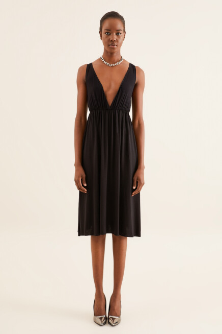 V YAKA ASKILI ELBİSE 