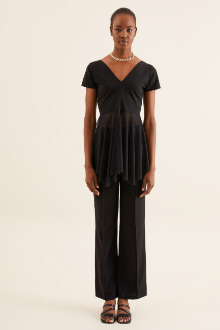 V YAKA TÜL DETAY TUNİK