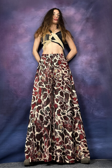 YILAN DESENLİ BOL KESİM PANTOLON